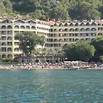 Golmar 호텔 말마리스
