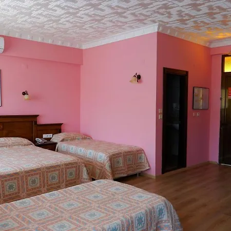 Golmar Hotel İçmeler
