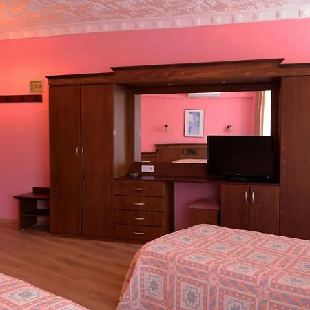 Hotel Golmar İçmeler