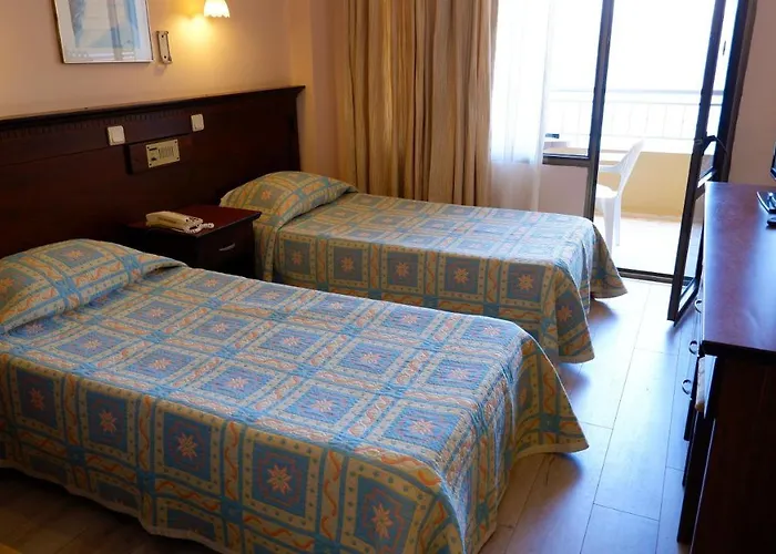 Golmar Hotel