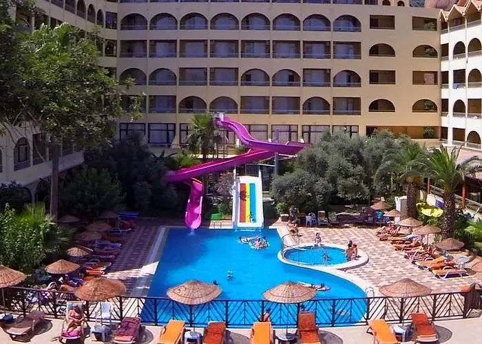 Golmar Hotel 3*