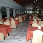 Golmar 酒店 马尔马里斯